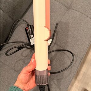 Dyson Airstrait Pink/Cream Color